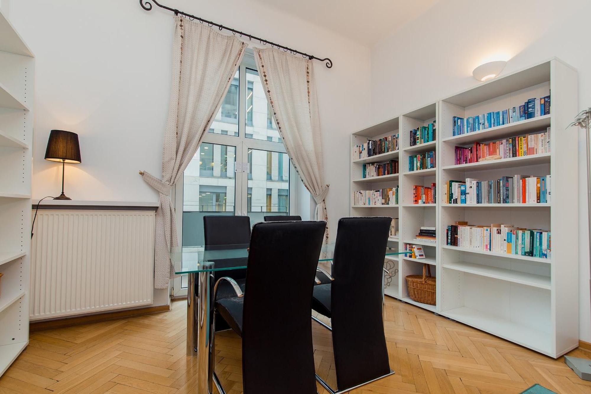 Shortstaypoland Boduena Apartment *